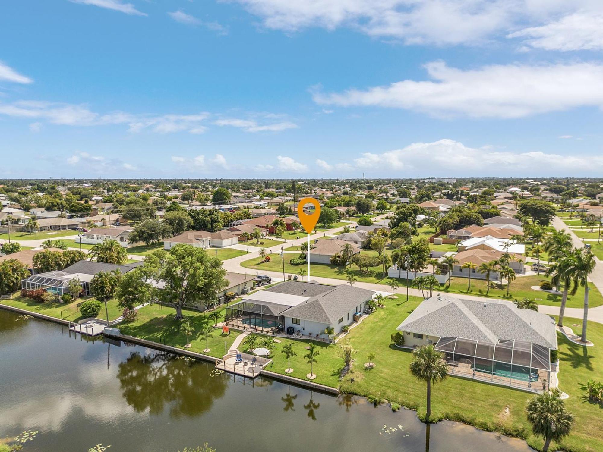 Cozy Retreat, Heated Pool, Water Canal, Bikes,3 Bedroom ケープコーラル エクステリア 写真